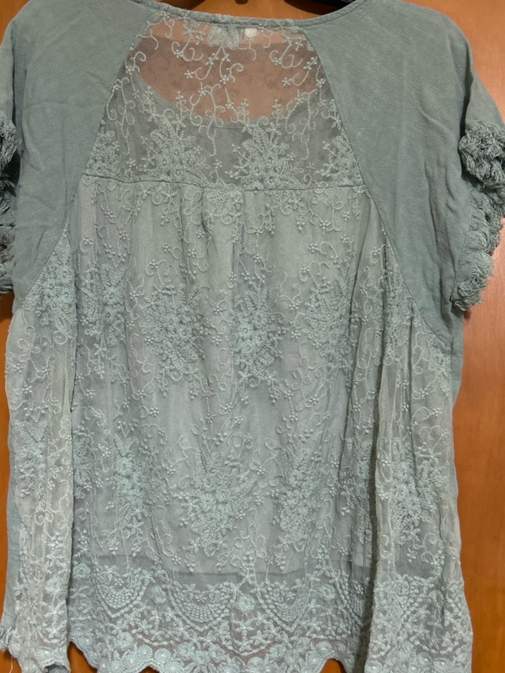 Umgee Seafoam Lace-Back Short Sleeve Tunic